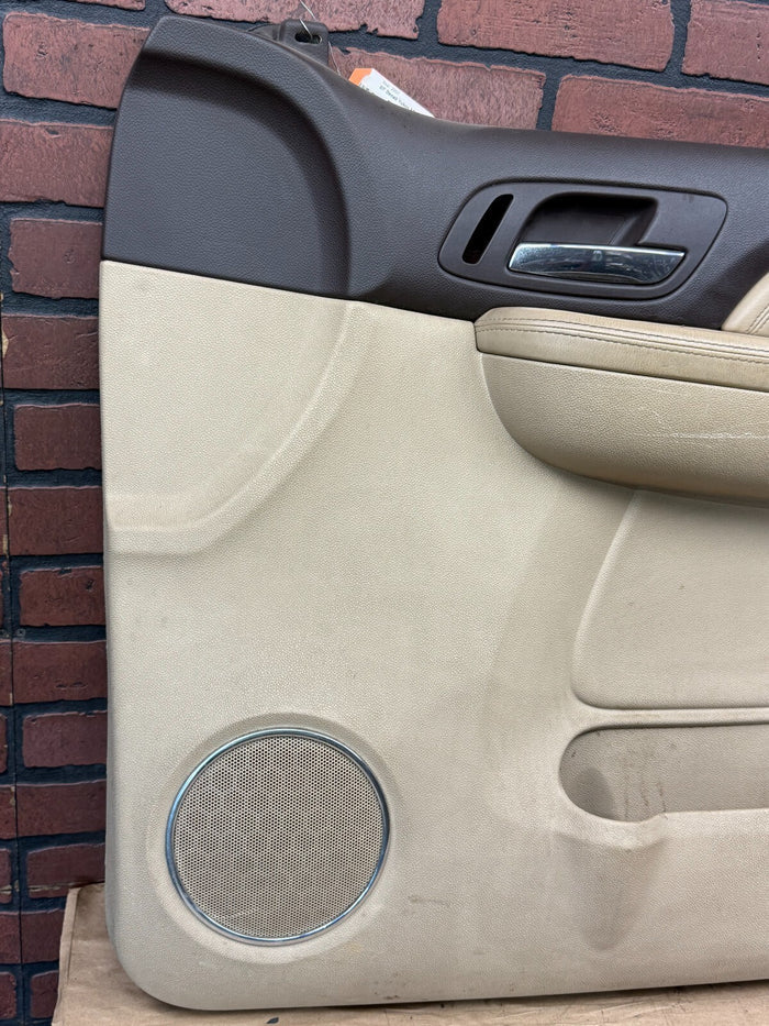 2007-2009 GMC YUKON ESCALADE OEM FRONT RIGHT PASSENGER INTERIOR DOOR PANEL BEIGE
