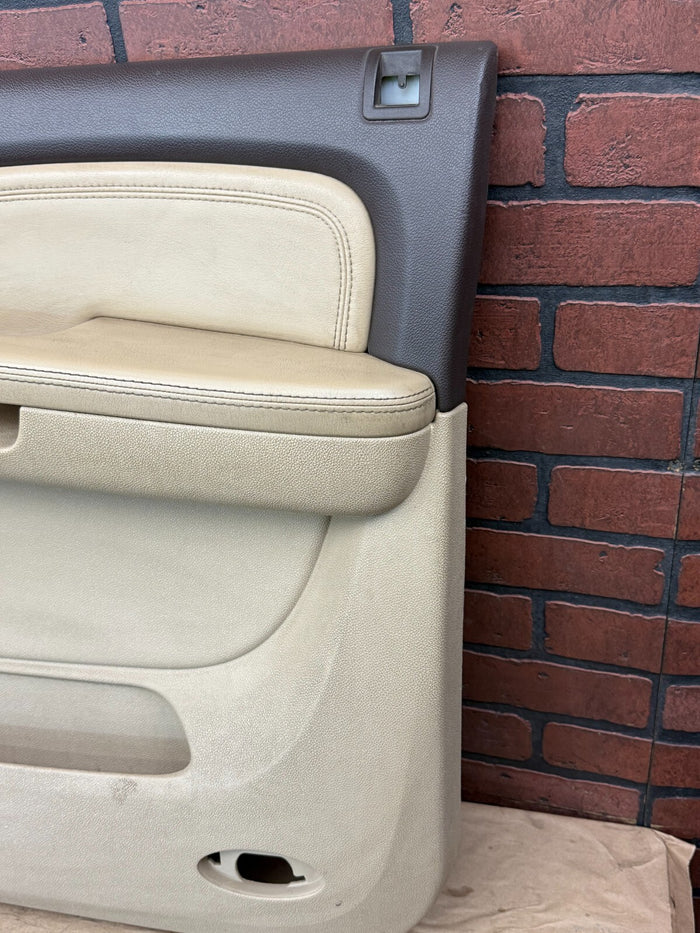 2007-2009 GMC YUKON ESCALADE OEM FRONT RIGHT PASSENGER INTERIOR DOOR PANEL BEIGE