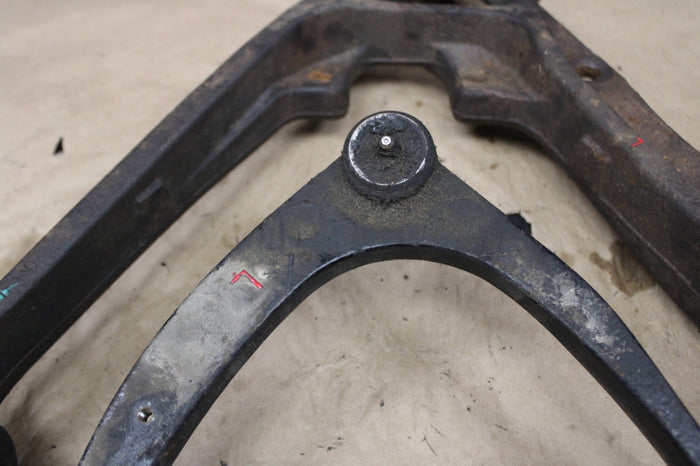 2007-2016 CADILLAC ESCALADE AWD FRONT DRIVER LEFT SIDE UPPER LOWER CONTROL ARM