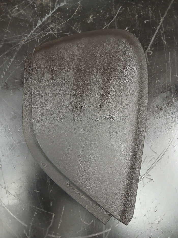 2007 Pontiac Solstice GXP Driver LH Side Dash End Cap Panel Cover Trim