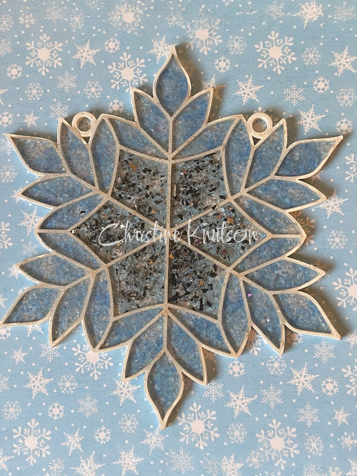 BULK Style 173 SnowFlake Laser Cut Outline Frame Blank