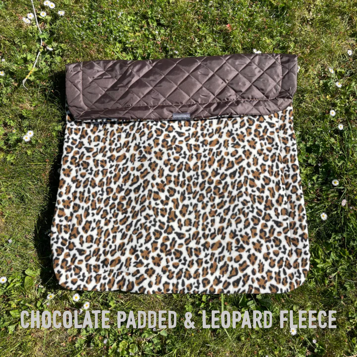 Chocolate Padded & Leopard Fleece / Regular 50 x 70cm
