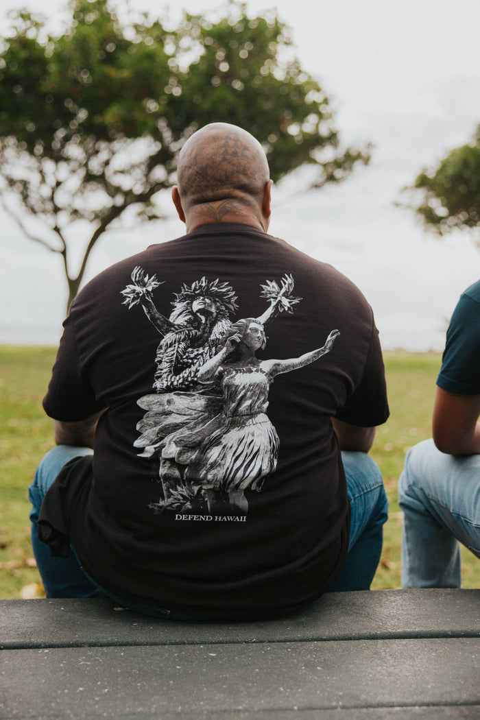 HULA DREAMS 26 Tee