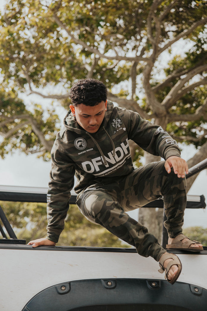 MAKING WAVES '26 Hoodie