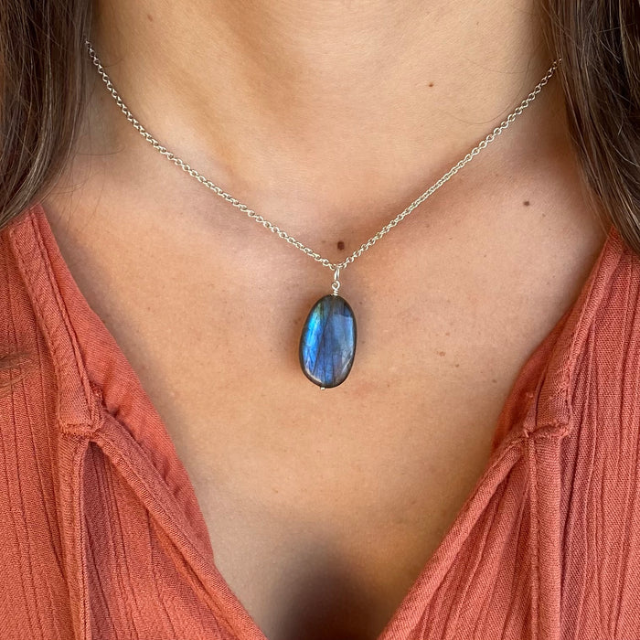 Medium Chunky Labradorite Pendant