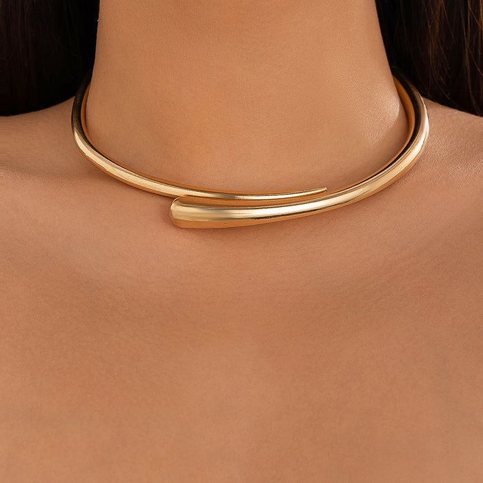 N2591 - Elegant Gold Collar Necklace