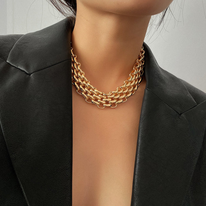 N2618 - Elegant Gold Chain Necklace