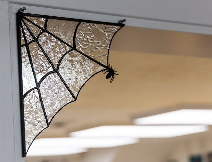 *SEASONAL* Stained Glass Project: Spider Web Corners!