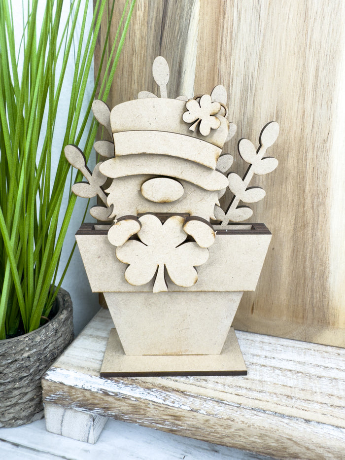 St Patricks Gnome Hugger Kit