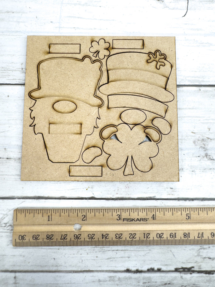 St Patricks Gnome Hugger Kit
