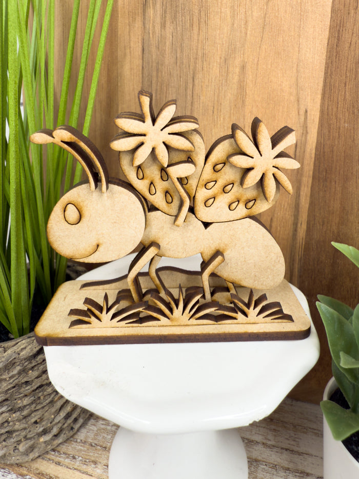 Tiny Ant with Strawberries Sitter DIY Kit