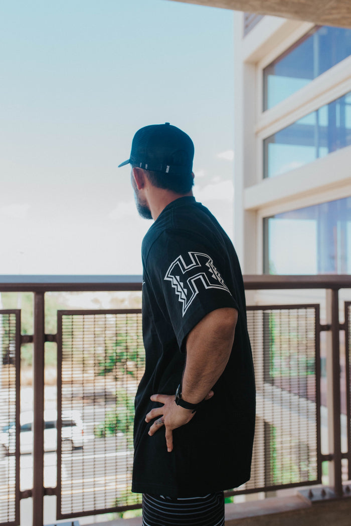 UH BIG GUNS Tee