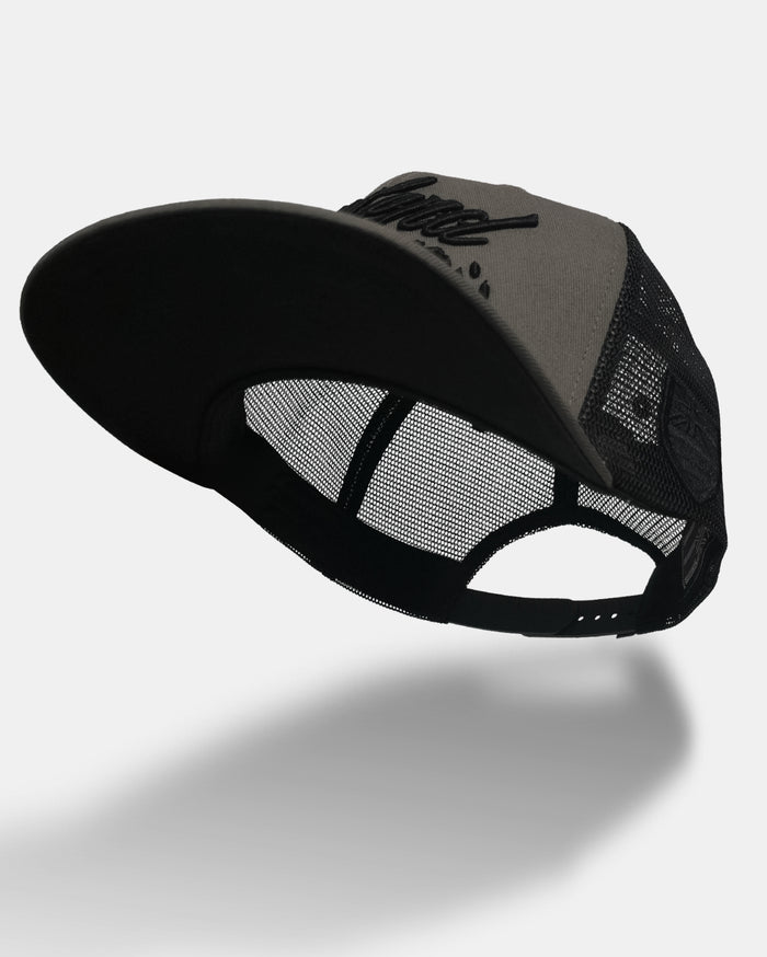 WILDSTYLE CHAR FIELD Trucker